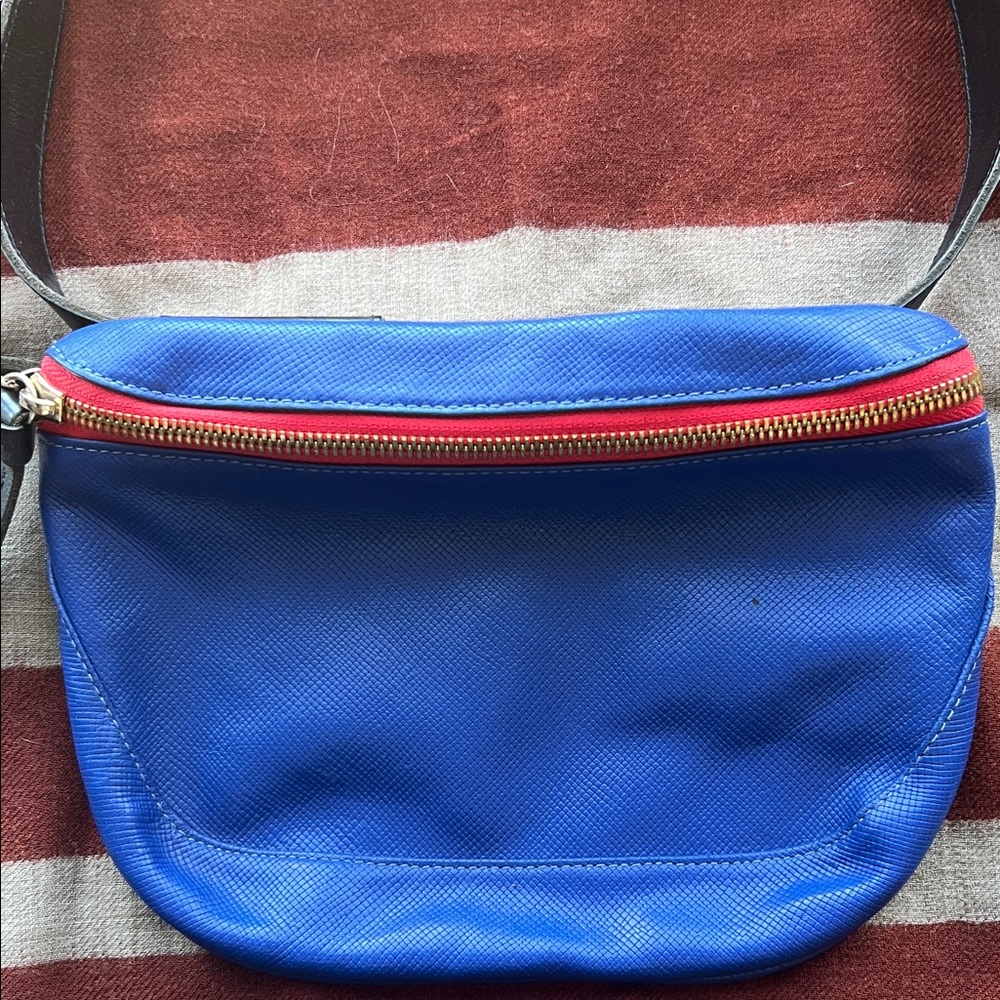 ❤️Clare V Blue Bag with Red Zipper Accents